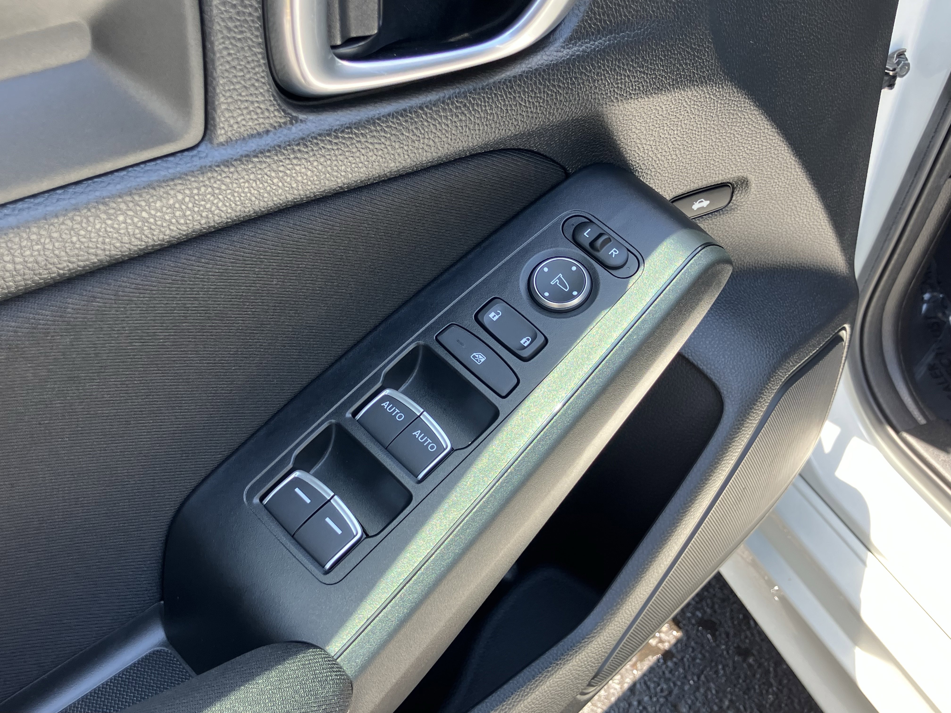 Used 2025 Honda Civic Sport image 15