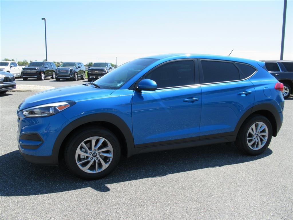Used 2018 Hyundai Tucson SE w/ Cargo Package image 4