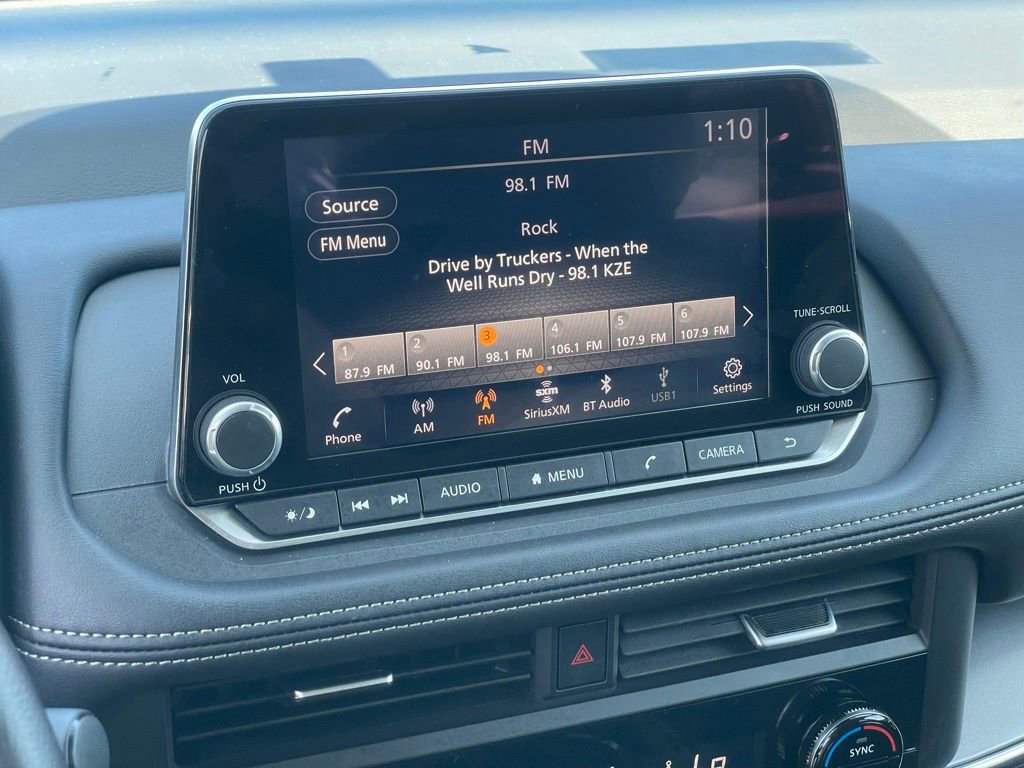 Certified 2024 Nissan Rogue SV AWD/4WD image 18