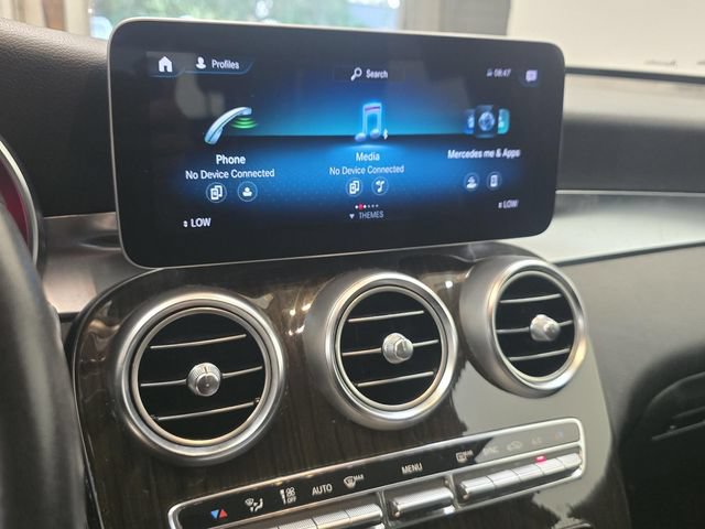 Used 2020 Mercedes-Benz GLC 300 image 13