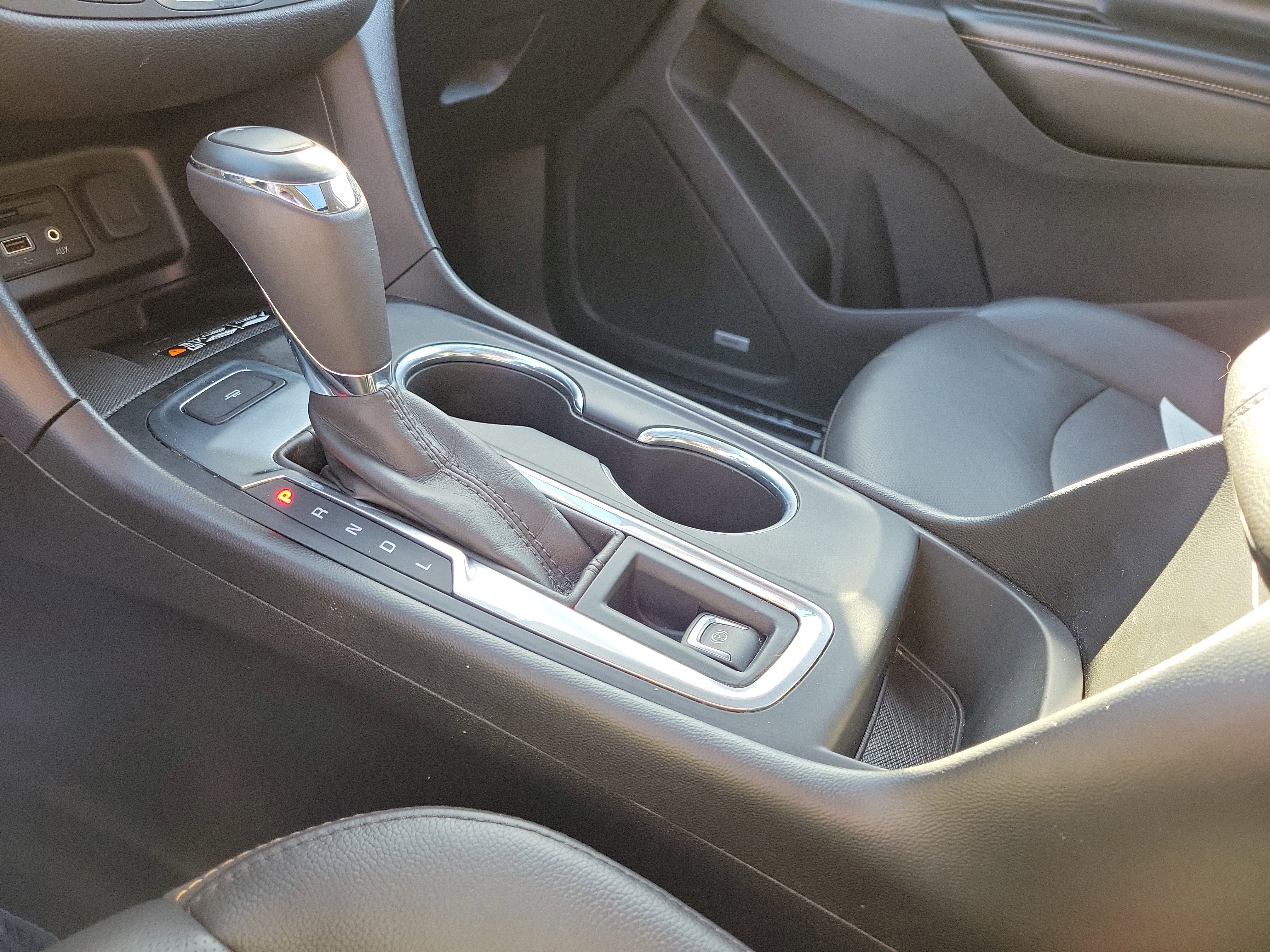 Used 2019 Chevrolet Equinox Premier image 29