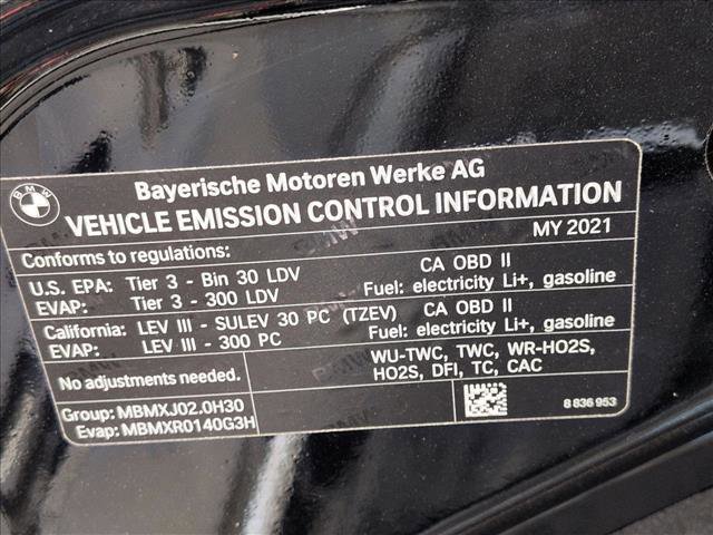 Used 2021 BMW 530e xDrive w/ Convenience Package image 28