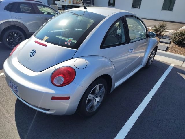 Used 2006 Volkswagen Beetle TDI Coupe w/ Package 1 FWD image 3