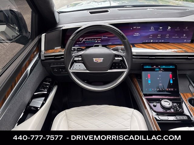 Certified 2025 Cadillac Escalade Sport Platinum w/ LPO, ONYX Package AWD/4WD image 21
