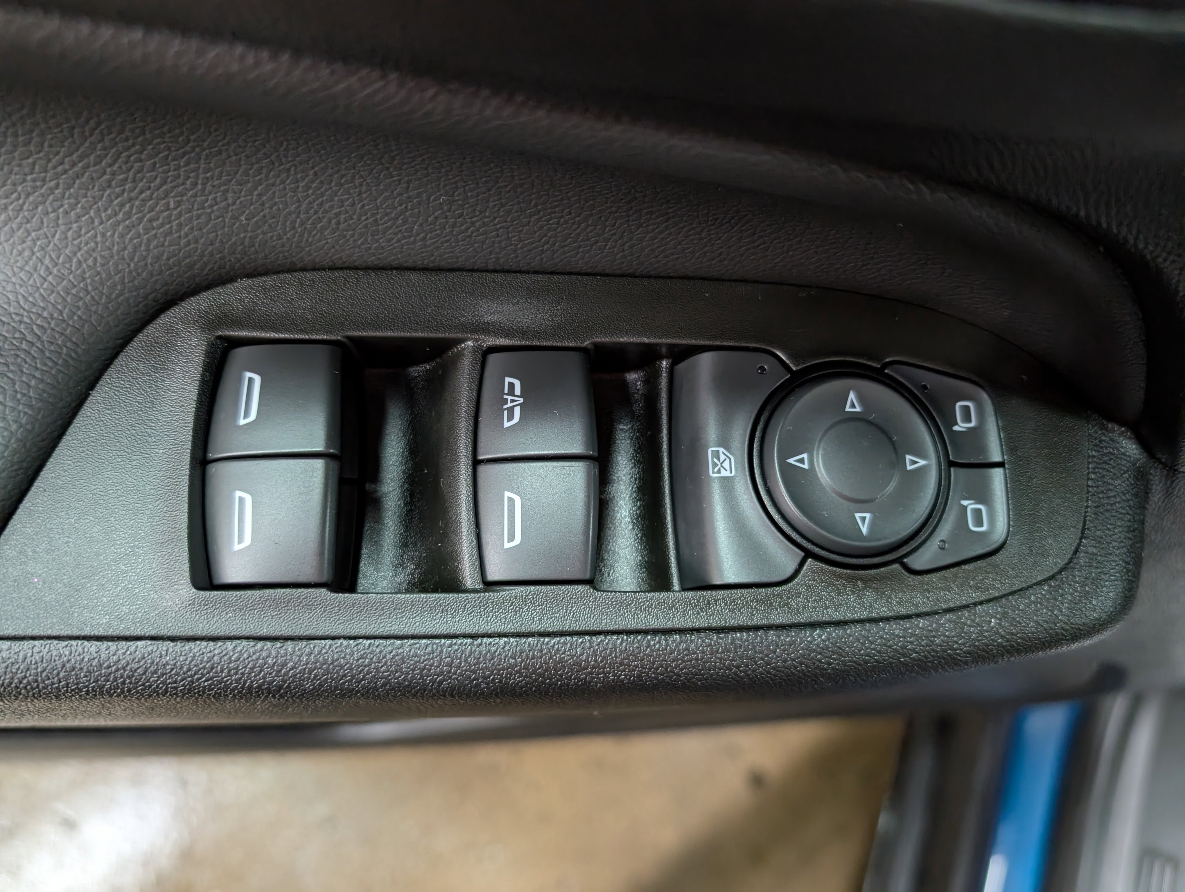 Used 2021 Chevrolet Equinox LT image 16