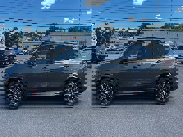 New 2026 BMW X5 xDrive40i w/ M Sport Package image 4