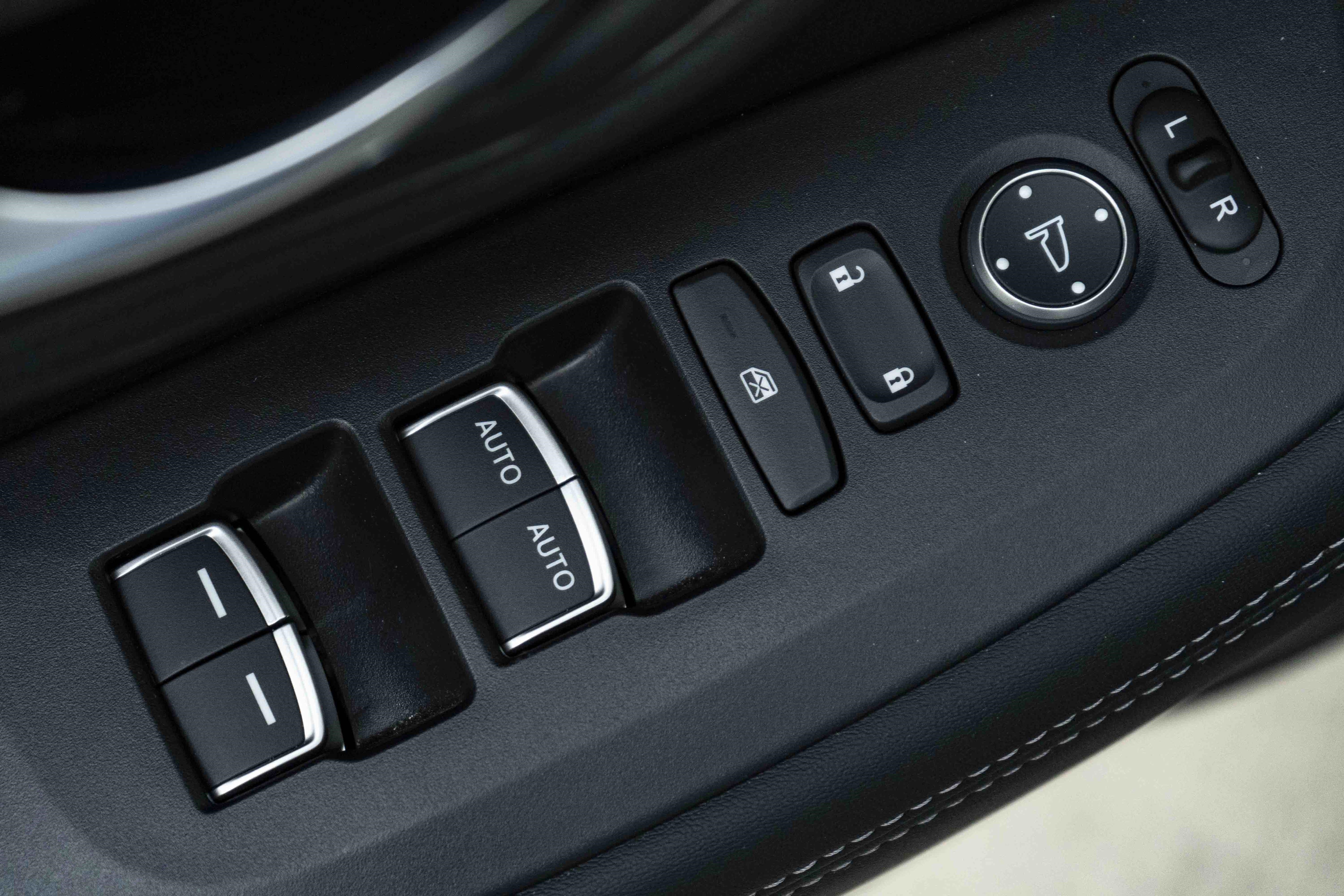Used 2024 Honda HR-V EX-L image 39