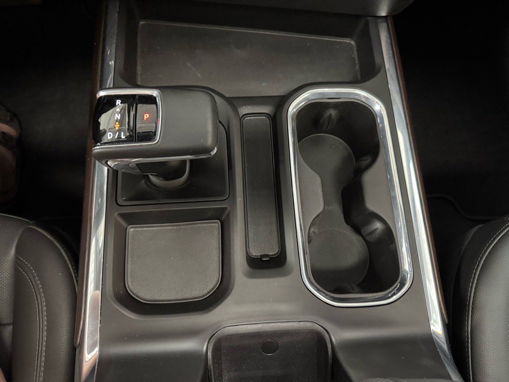 Used 2024 GMC Sierra 1500 SLT w/ SLT Premium Package image 26