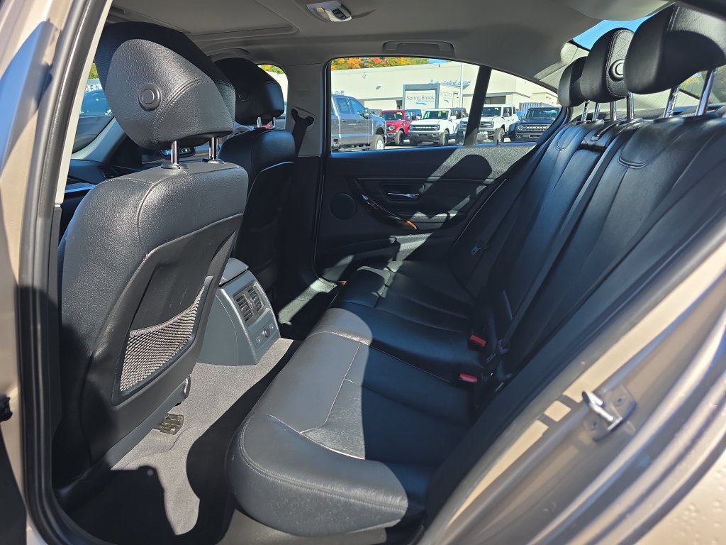 Used 2015 BMW 328i xDrive Sedan AWD/4WD image 16