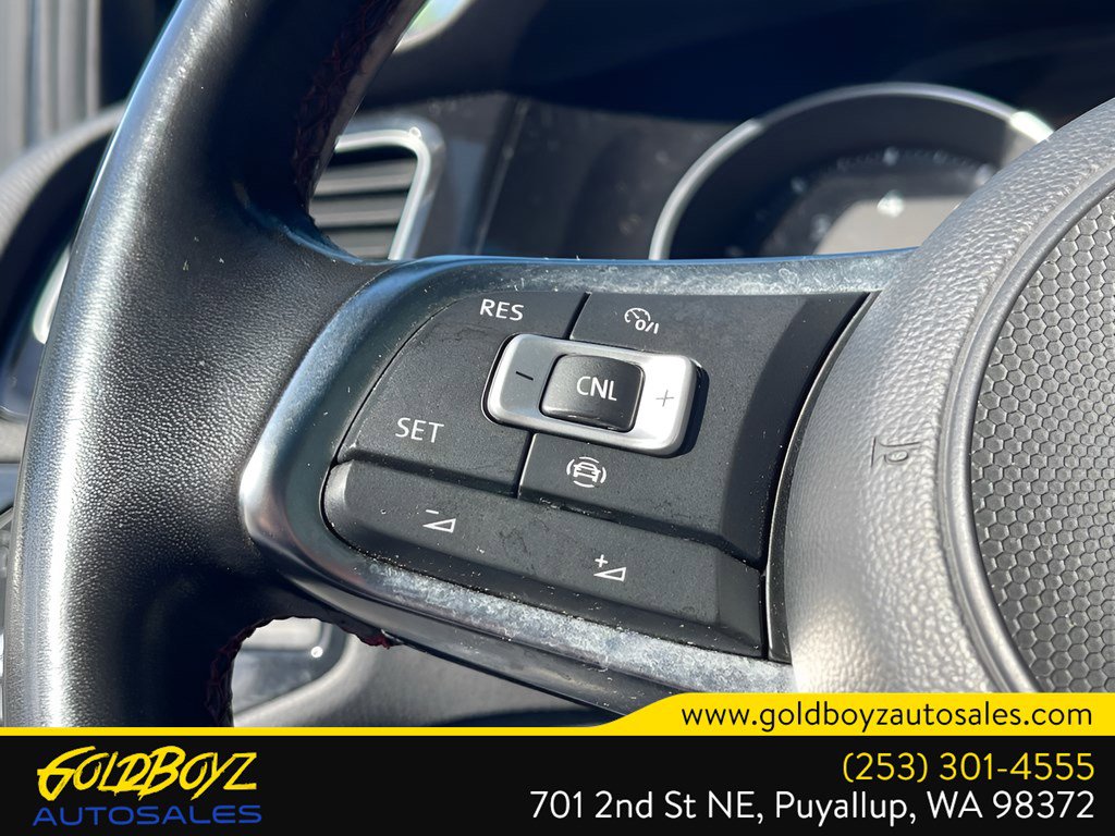 Used 2021 Volkswagen GTI SE image 23