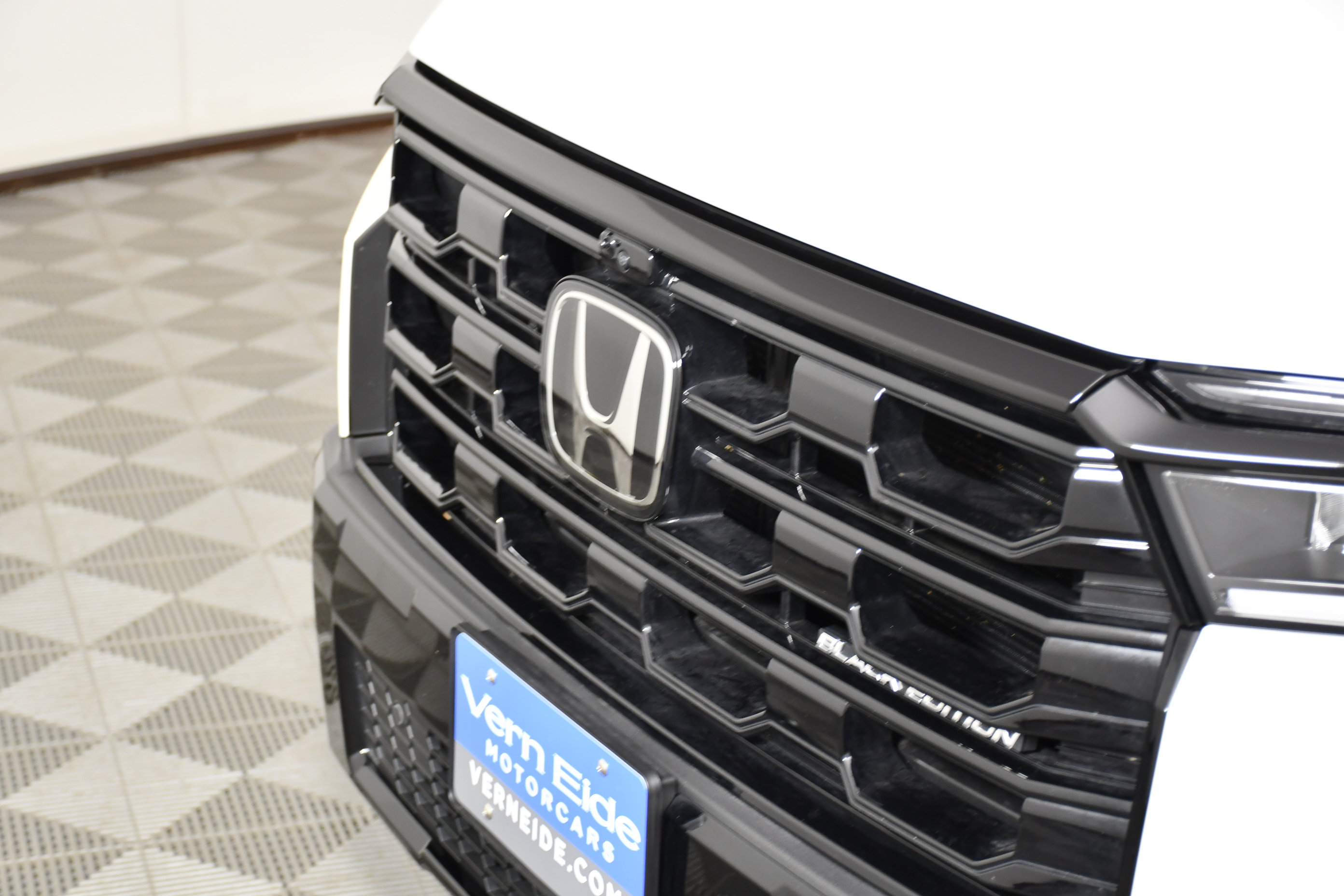 Certified 2026 Honda Pilot Black Edition image 11