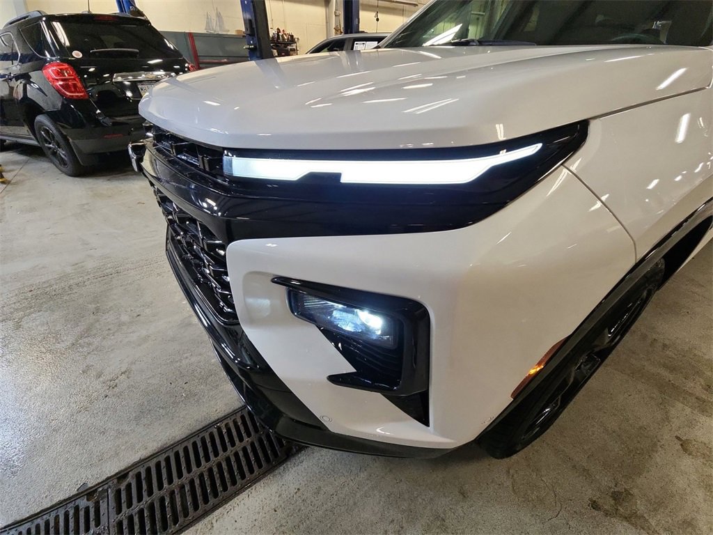 Certified 2024 Chevrolet Traverse RS w/ LPO, Floor Liner Package image 29