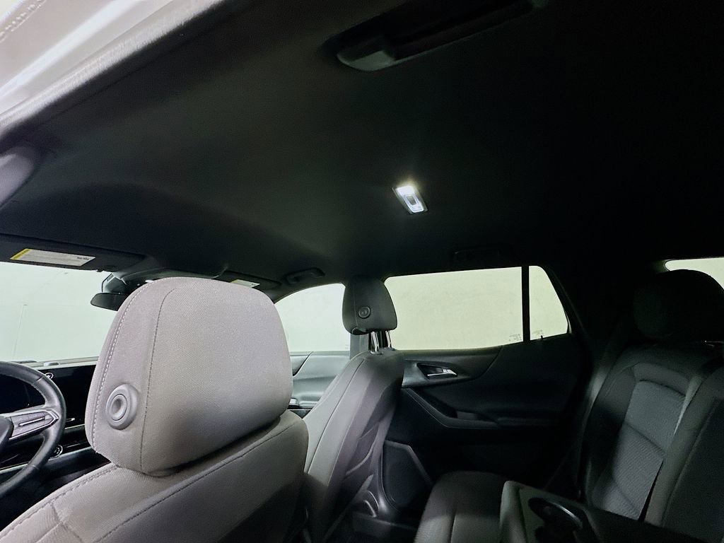 Used 2025 Chevrolet Equinox LT image 13