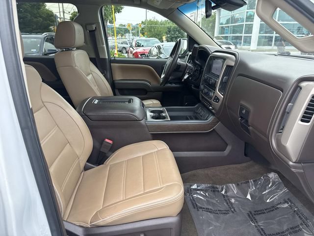 Used 2017 GMC Sierra 1500 Denali w/ Denali Ultimate Package AWD/4WD image 11