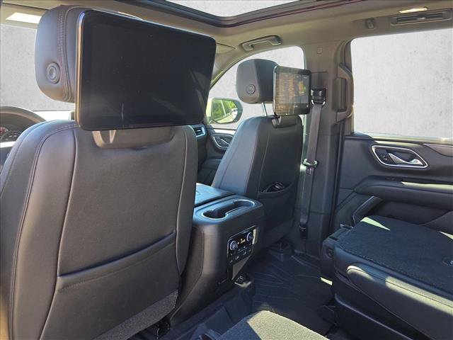 Used 2021 Chevrolet Tahoe RST w/ Luxury Package RWD image 18