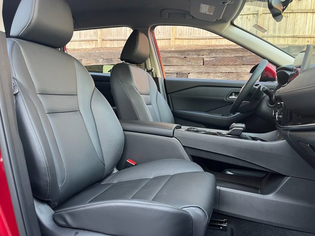 New 2025 Nissan Rogue SL AWD/4WD image 4