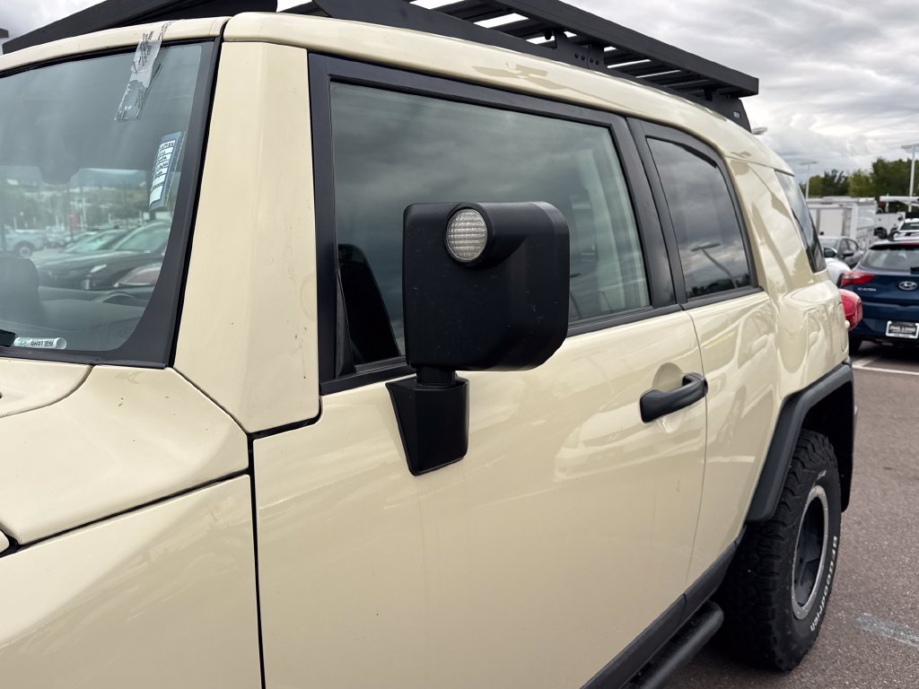 Used 2010 Toyota FJ Cruiser 4WD image 21