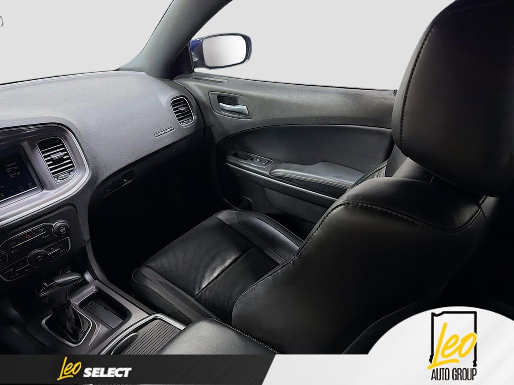 Used 2022 Dodge Charger SXT w/ Leather Interior Group image 23