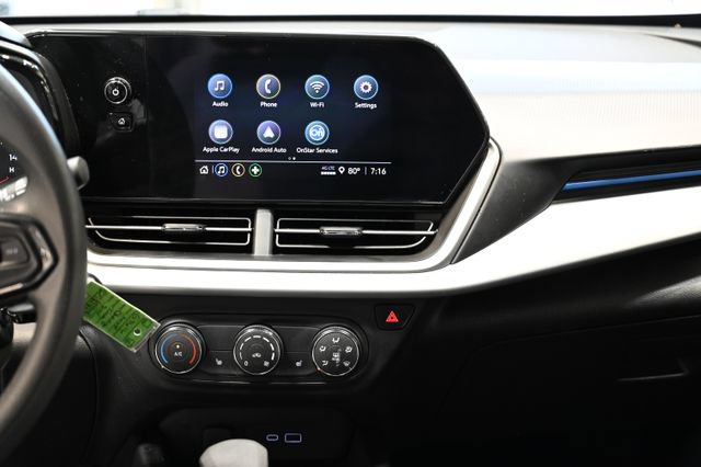 Used 2025 Chevrolet Trax LS w/ LS Convenience Package FWD image 14