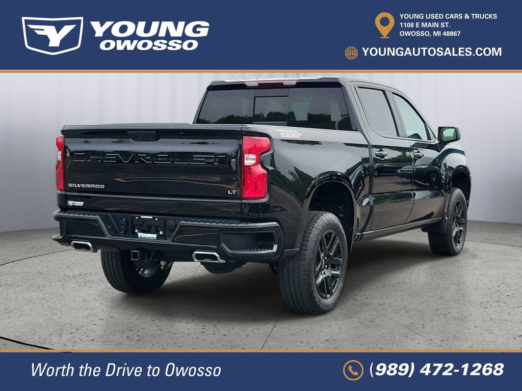 Used 2024 Chevrolet Silverado 1500 LT Trail Boss w/ Convenience Package II AWD/4WD image 3
