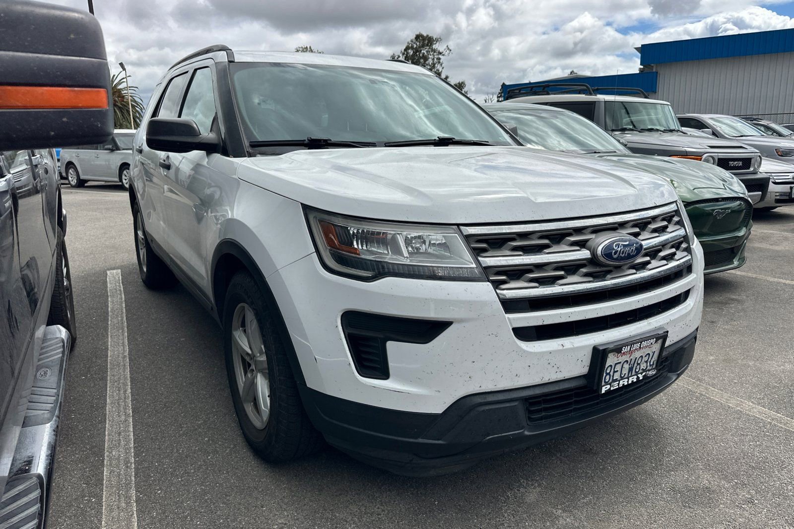 Used 2018 Ford Explorer FWD image 1