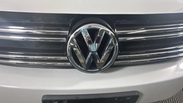 Used 2017 Volkswagen Tiguan S AWD/4WD image 8