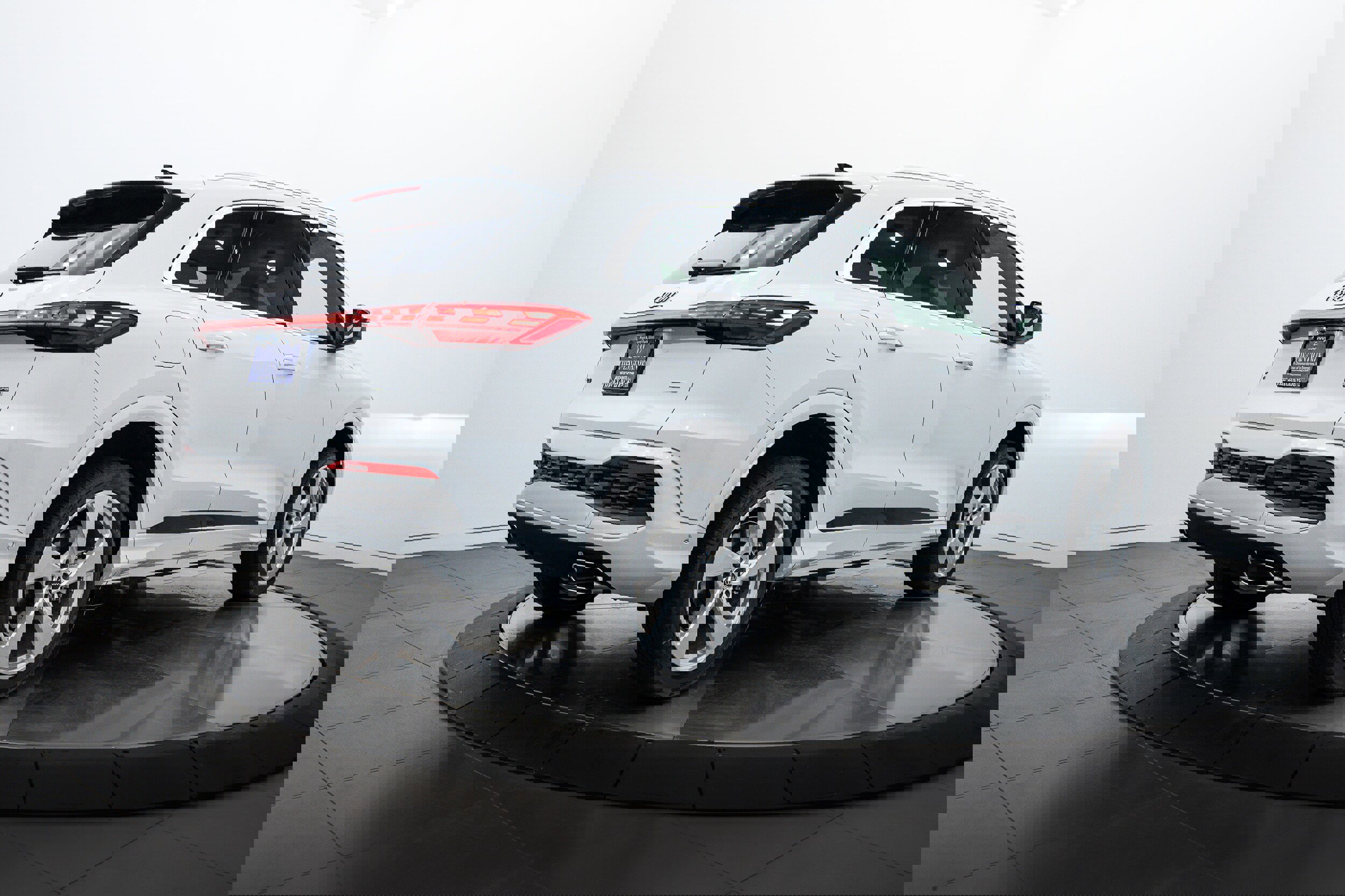 New 2025 Audi Q5 Premium Plus image 4