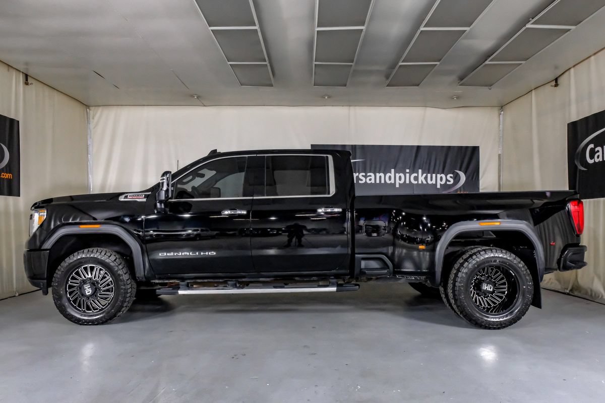 Used 2023 GMC Sierra 3500 Denali w/ Denali Ultimate Package AWD/4WD image 12