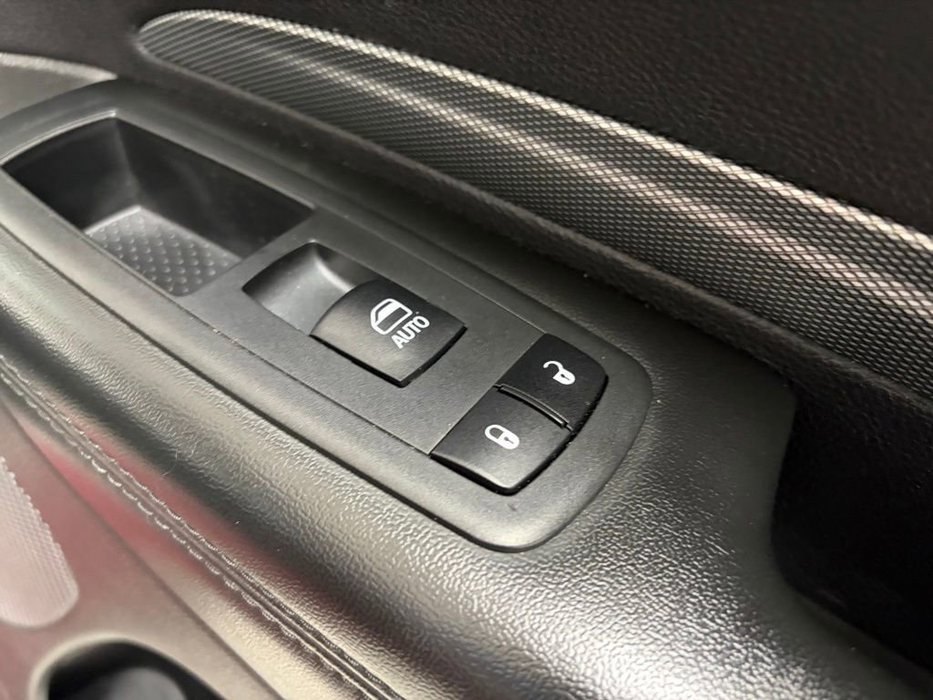 Used 2018 Dodge Durango GT w/ Blacktop Package AWD/4WD image 48