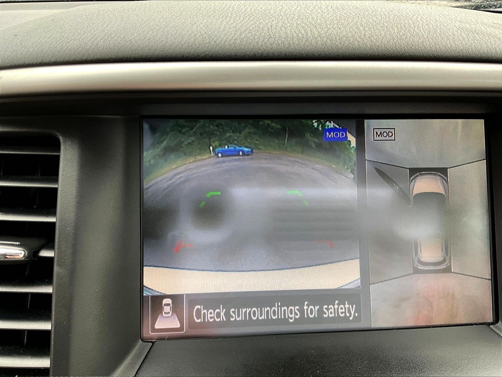 Used 2020 Nissan Pathfinder Platinum AWD/4WD image 14