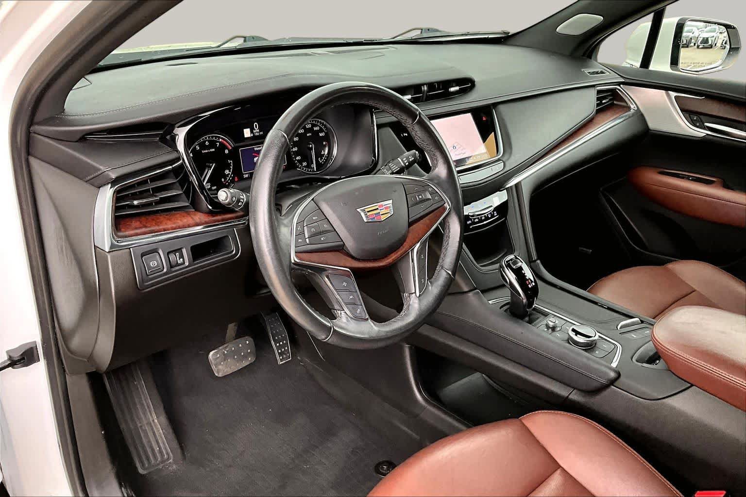 Used 2023 Cadillac XT5 Premium Luxury FWD image 18