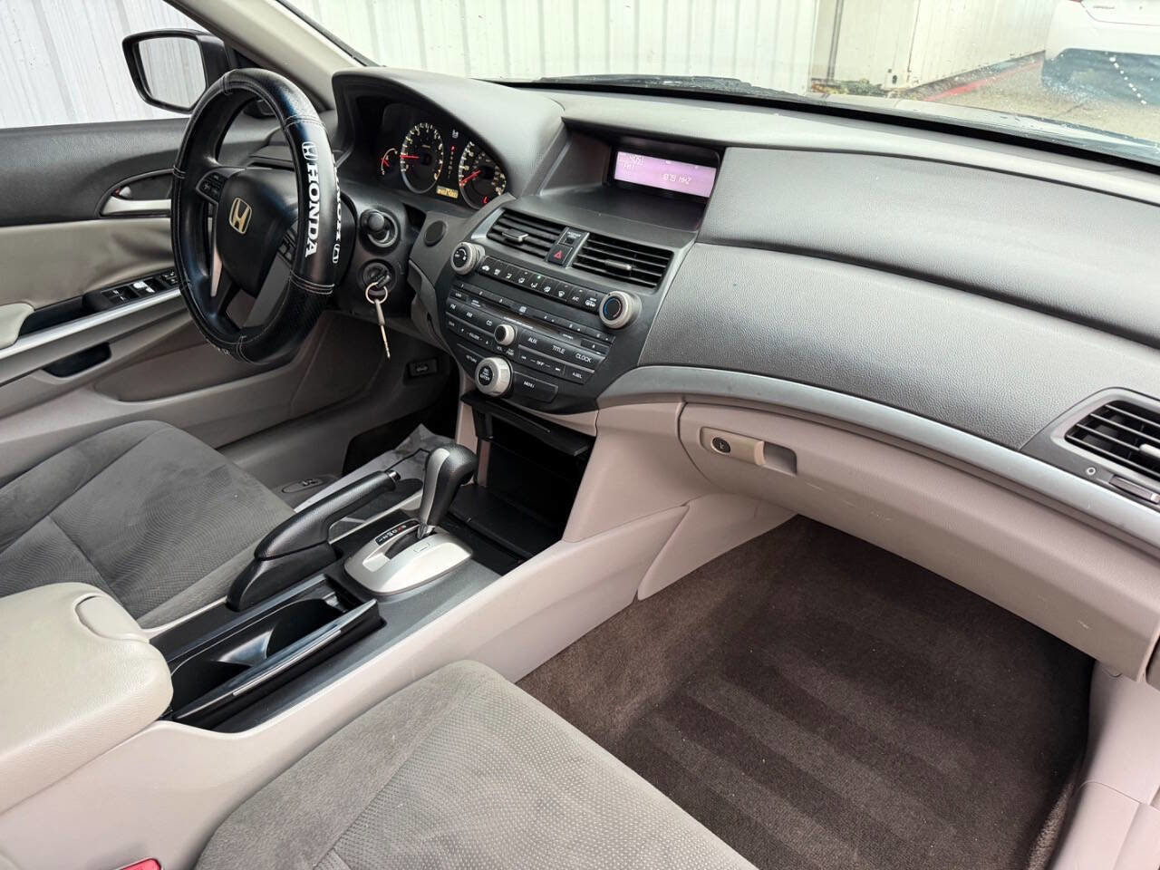 Used 2009 Honda Accord EX image 34