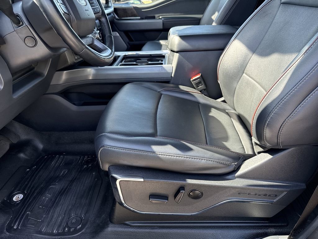 Used 2024 Ford F250 Lariat w/ Lariat Ultimate Package image 9