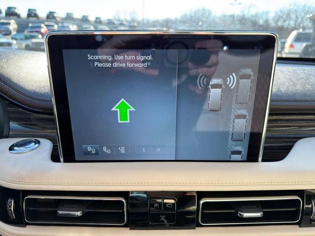 Used 2022 Lincoln Aviator Black Label w/ Dynamic Handling Package image 31