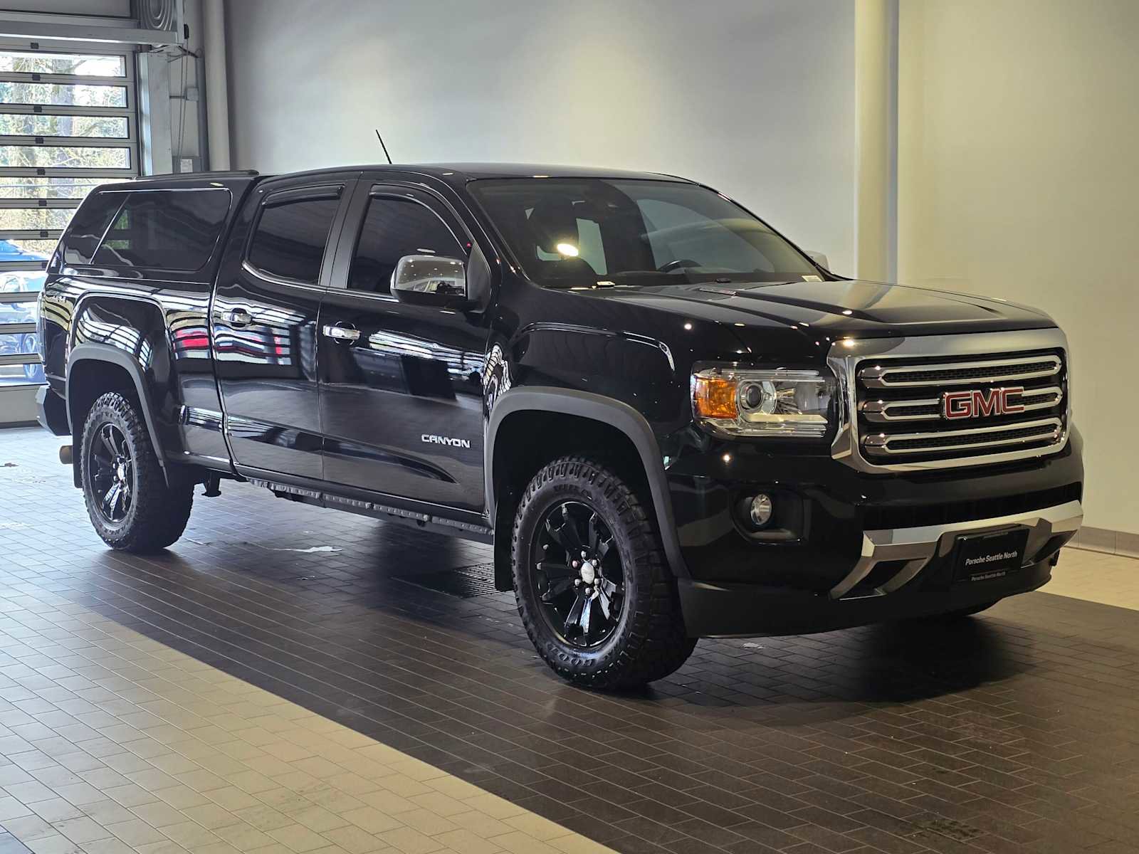 Used 2016 GMC Canyon SLT w/ Driver Alert Package image 7