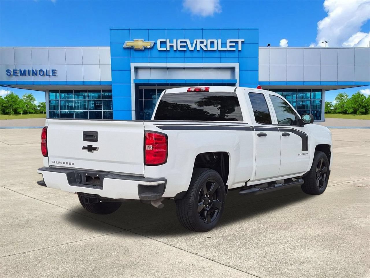 Used 2017 Chevrolet Silverado 1500 Custom w/ Rally 1 Edition RWD image 4