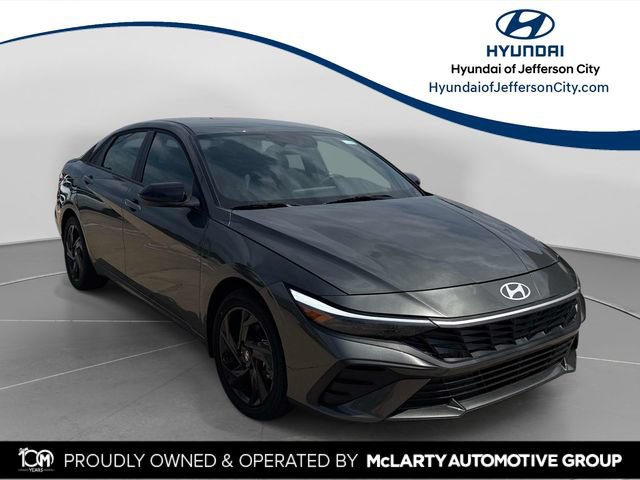 New 2026 Hyundai Elantra SEL FWD 360° Tour