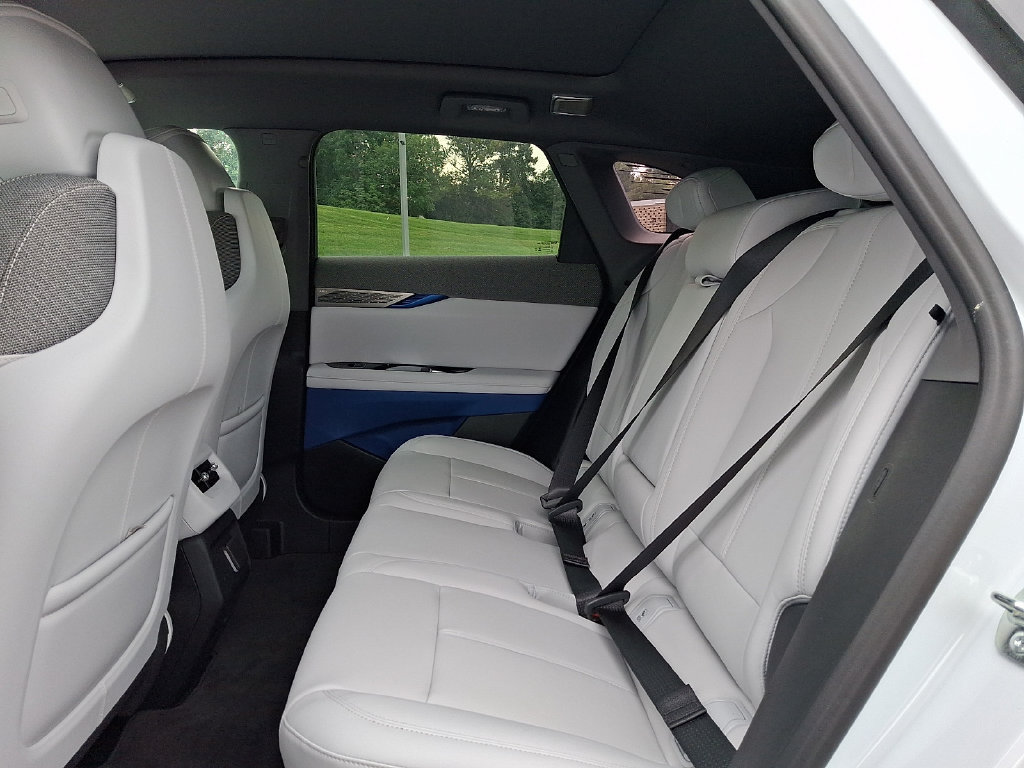 New 2027 Cadillac Optiq Sport AWD/4WD image 5