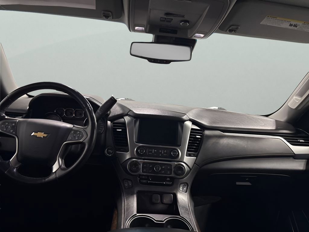 Used 2017 Chevrolet Suburban LT image 13