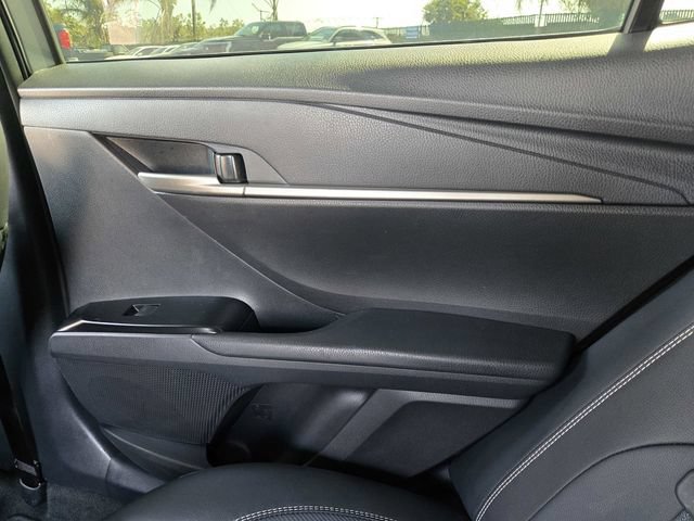 Used 2025 Toyota Camry SE FWD image 12