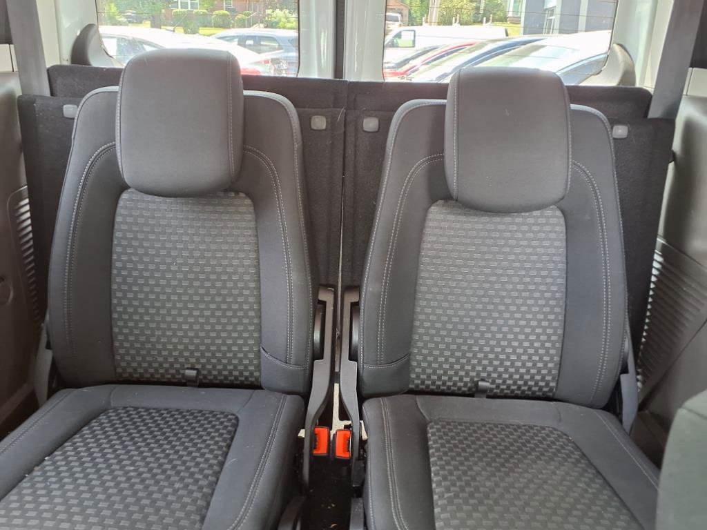Used 2021 Ford Transit Connect XLT image 9