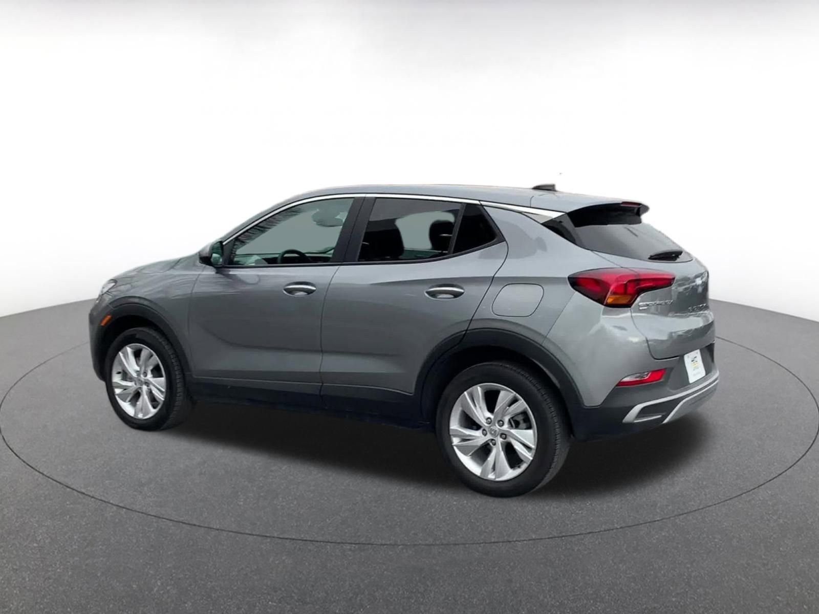 Used 2025 Buick Encore GX Preferred image 10