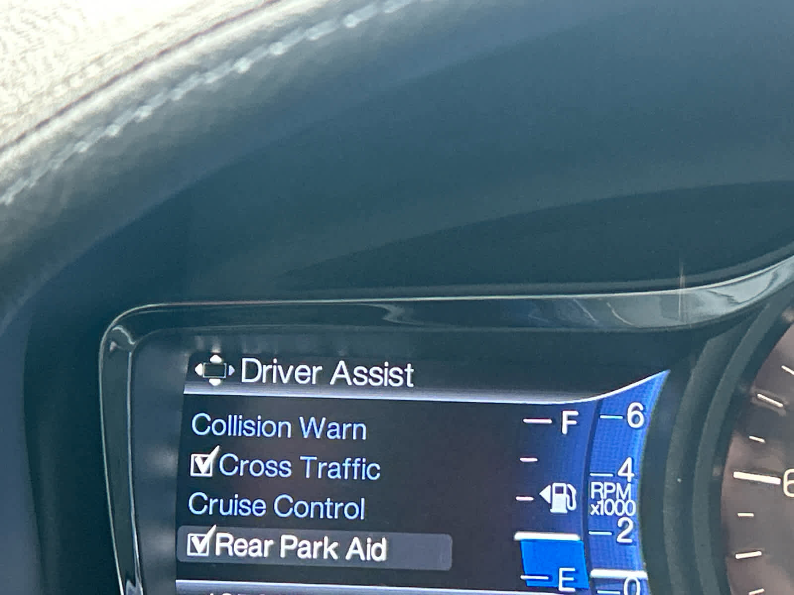 Used 2014 Lincoln MKX w/ Equipment Group 102A image 33