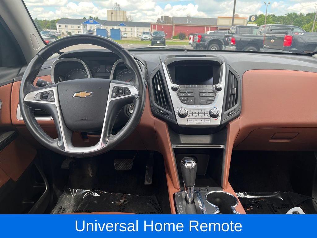 Used 2017 Chevrolet Equinox Premier w/ Enhanced Convenience Package AWD/4WD image 17