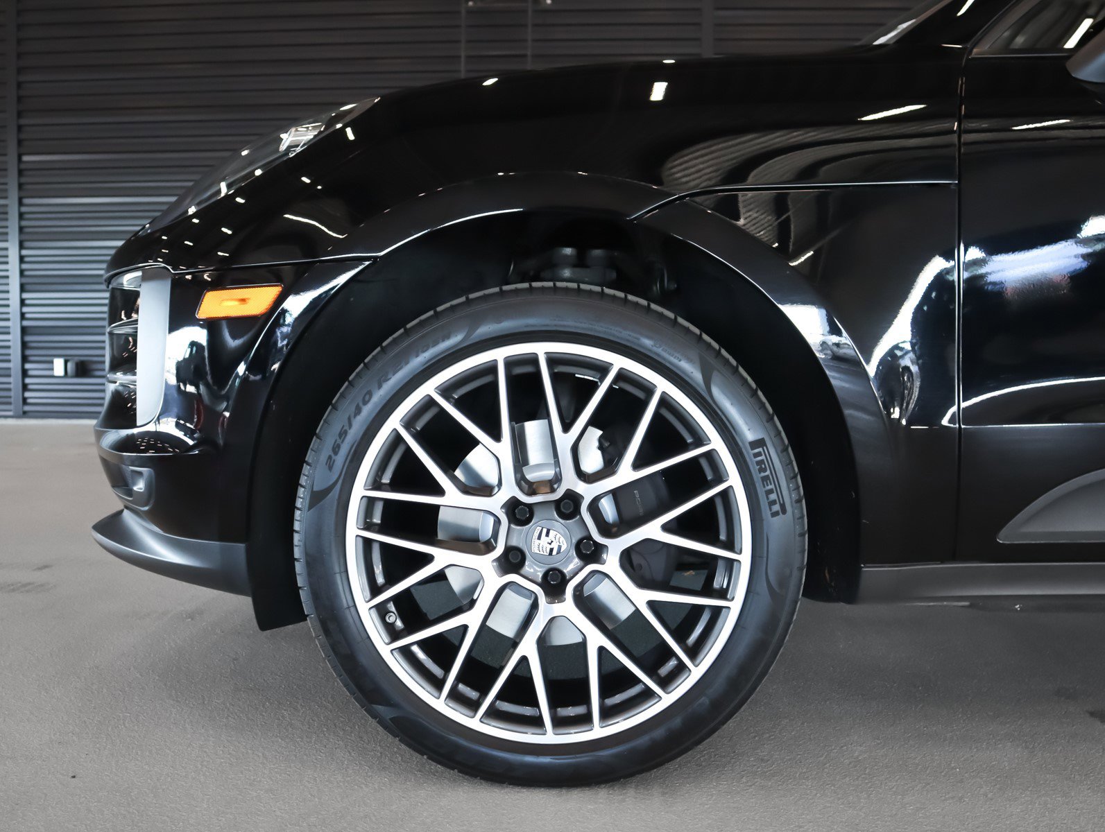 Used 2020 Porsche Macan image 14