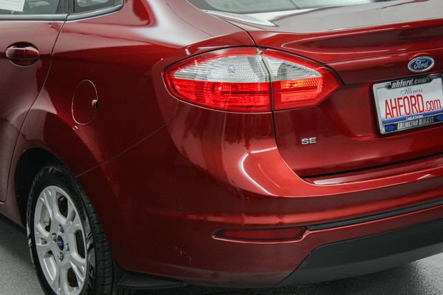 Used 2014 Ford Fiesta SE FWD image 7