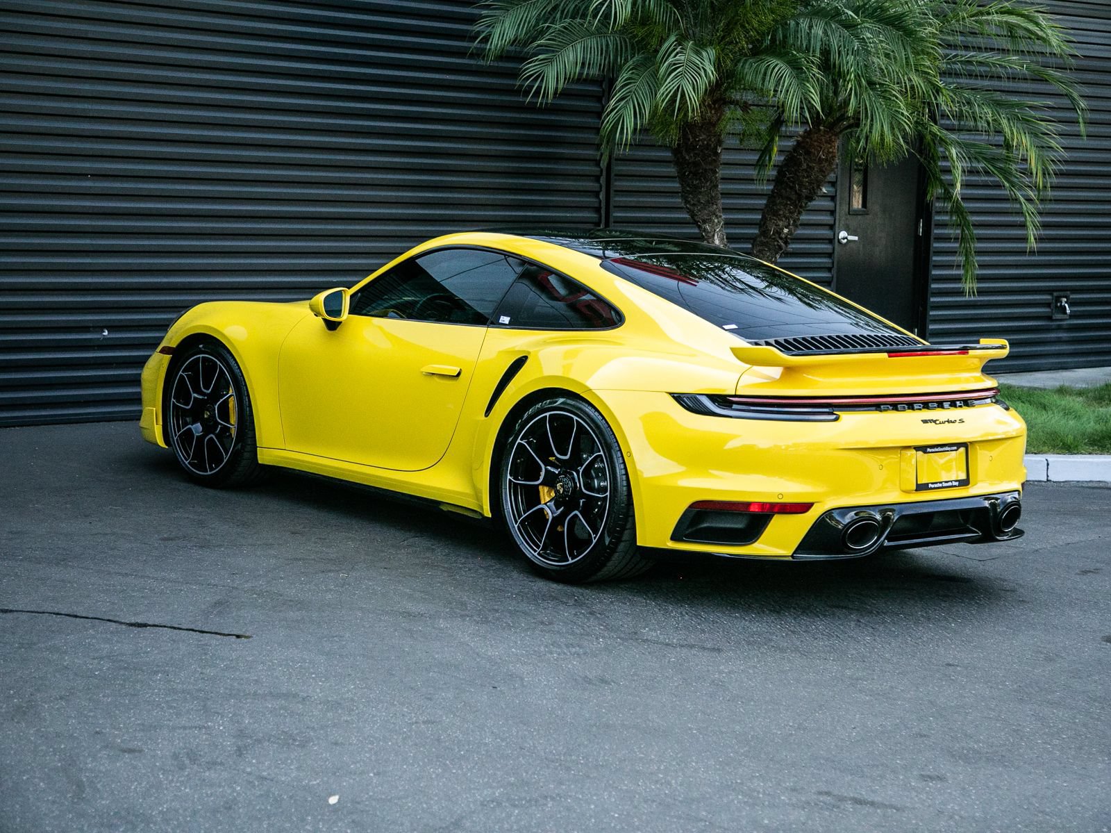 Used 2022 Porsche 911 Turbo S AWD/4WD image 3