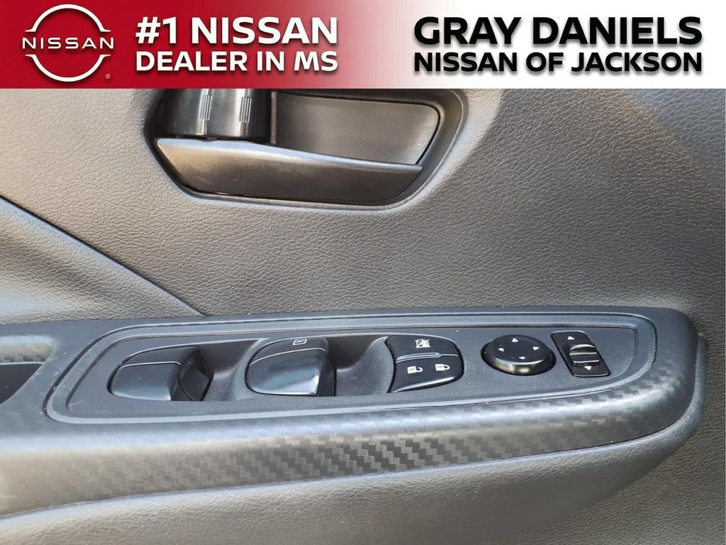 Used 2025 Nissan Versa S w/ S Plus Package FWD image 11