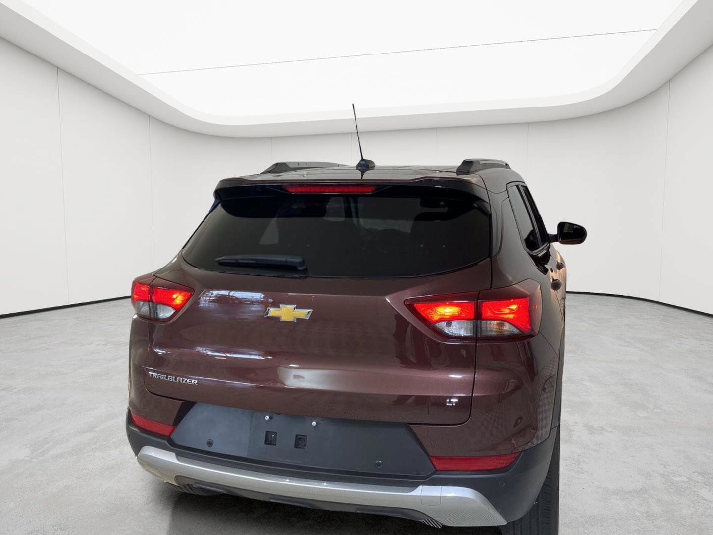 Certified 2023 Chevrolet TrailBlazer LT w/ Convenience Package FWD image 7
