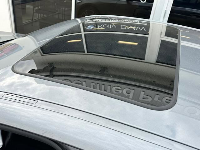 Certified 2024 BMW 330i xDrive Sedan image 12